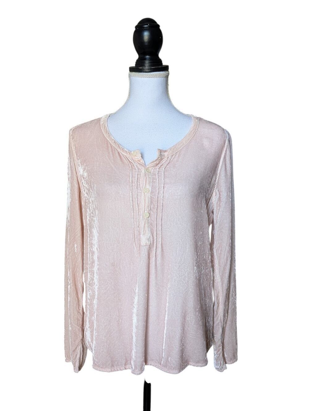 CP Shades Light Pink Popover Long Sleeve Top Size Small Silk Blend V Neck USA